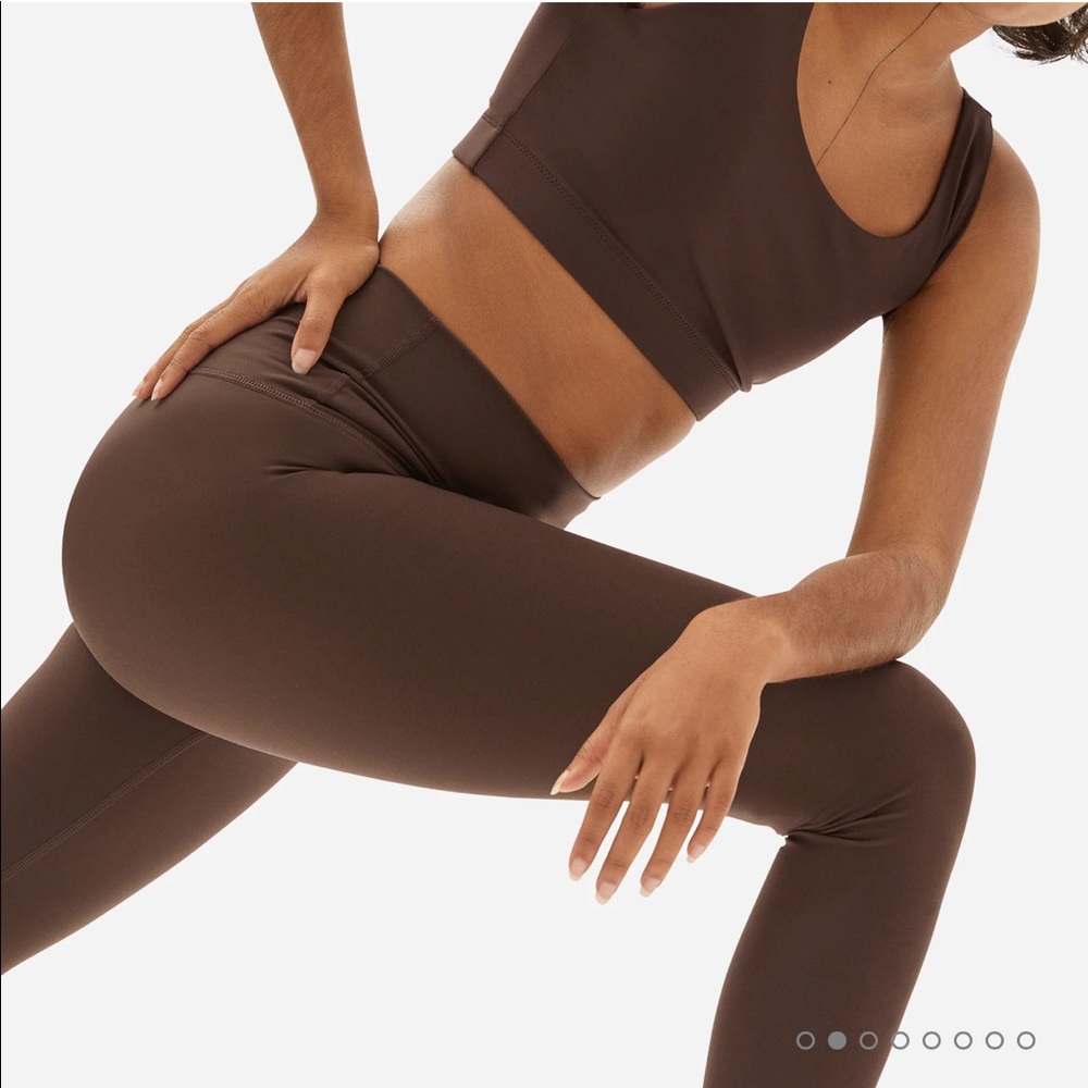 Everlane Perform Legging